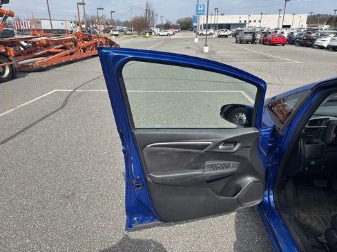 Used 2017 Honda Fit EX image 16