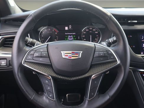 Certified 2022 Cadillac XT5 Sportv AWD/4WD image 19
