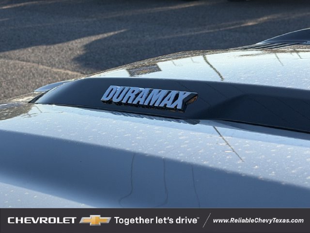 Used 2025 Chevrolet Silverado 1500 ZR2 w/ Technology Package AWD/4WD image 12