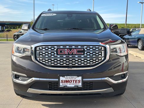 Used 2018 GMC Acadia Denali w/ Technology Package AWD/4WD image 3