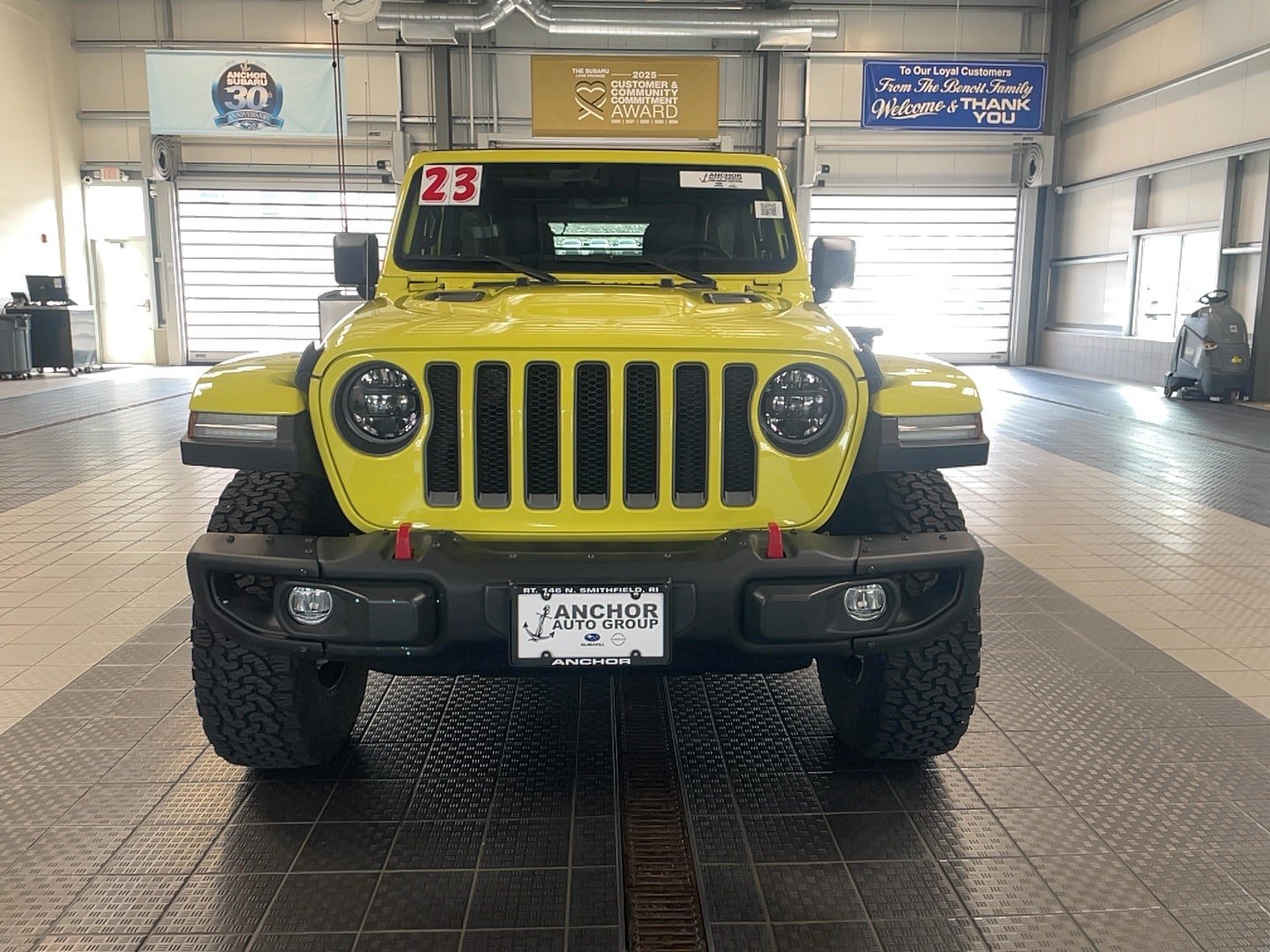 Used 2023 Jeep Wrangler Unlimited Rubicon w/ Steel Bumper Group AWD/4WD image 2