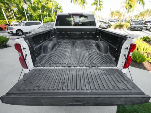 Used 2025 Chevrolet Silverado 2500 LT w/ Convenience Package image 41