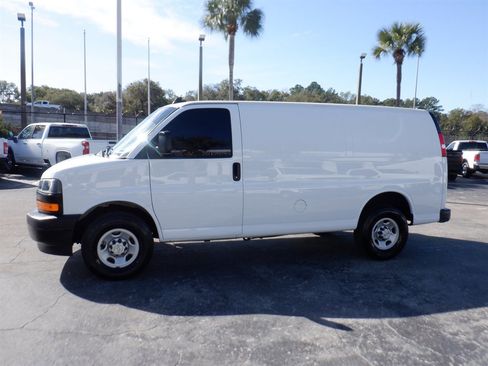 Used 2023 Chevrolet Express 2500 w/ Driver Convenience Package image 2
