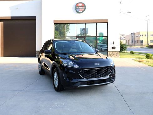 Used 2021 Ford Escape SE AWD/4WD image 1