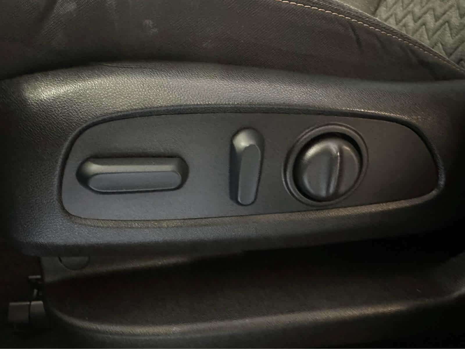 Used 2022 Chevrolet Equinox LT AWD/4WD image 12