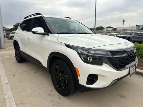 Used 2024 Kia Seltos X-Line AWD/4WD image 2