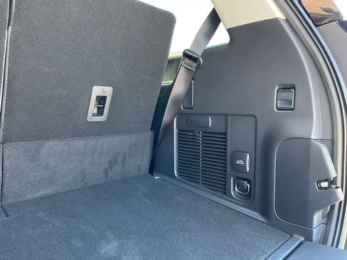 New 2026 Ford Expedition Active image 21