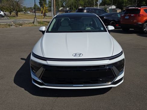 Used 2025 Hyundai Sonata SEL image 3