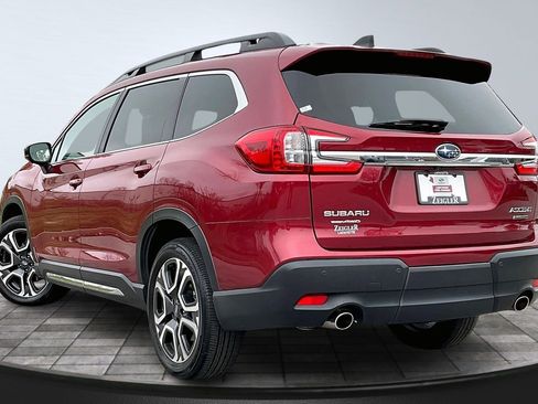 Used 2024 Subaru Ascent Limited w/ Technology Package image 11