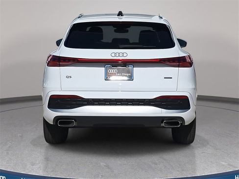 New 2025 Audi Q5 Premium image 4