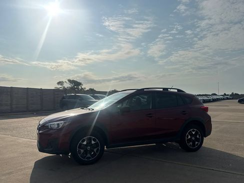 Used 2018 Subaru Crosstrek 2.0i AWD/4WD image 12