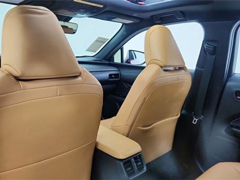 Used 2023 Lexus UX 250h FWD w/ Premium Package image 30