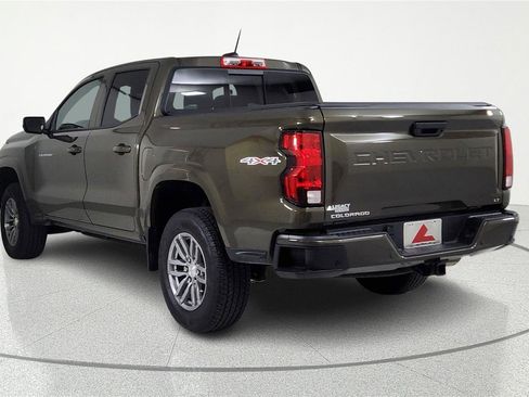 Used 2024 Chevrolet Colorado LT w/ LT Convenience Package image 4