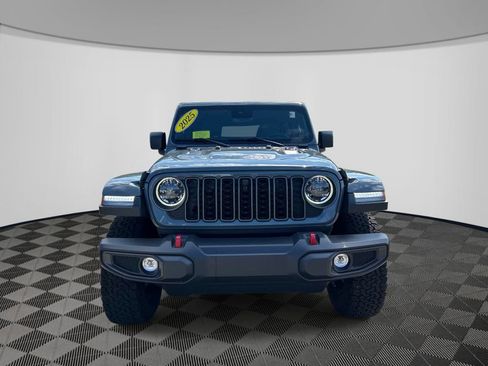 Certified 2025 Jeep Wrangler Unlimited Rubicon w/ Safety Group AWD/4WD image 8
