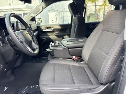 Used 2024 Chevrolet Silverado 1500 LT w/ Protection Package AWD/4WD image 17