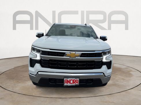 Used 2023 Chevrolet Silverado 1500 LT AWD/4WD image 5