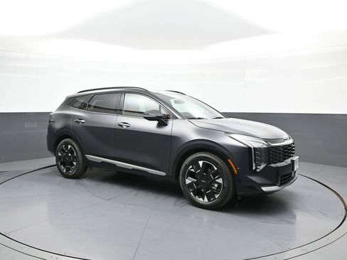 New 2026 Kia Sportage SX FWD image 4