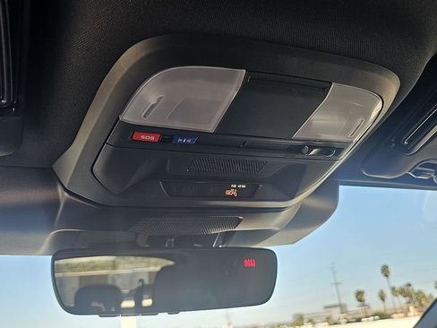 Certified 2025 Subaru Crosstrek 2.5i Sport w/ Crosstrek Mirror Package image 27