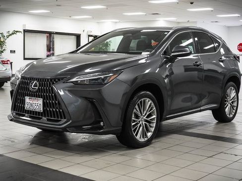 Certified 2022 Lexus NX 350h AWD image 3