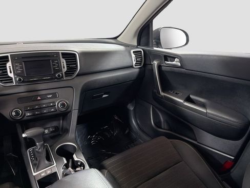 Used 2018 Kia Sportage LX FWD image 23