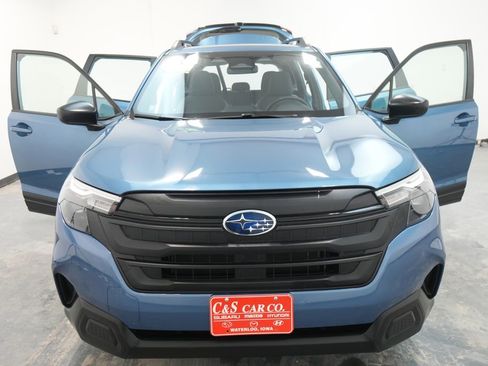 Used 2025 Subaru Forester image 25