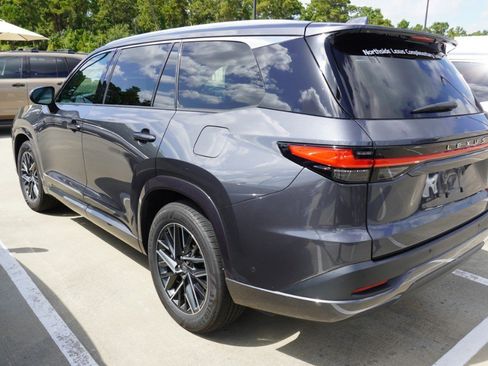 Used 2025 Lexus TX 350 AWD w/ Technology Package image 9