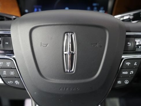 Used 2024 Lincoln Navigator Black Label AWD/4WD image 37