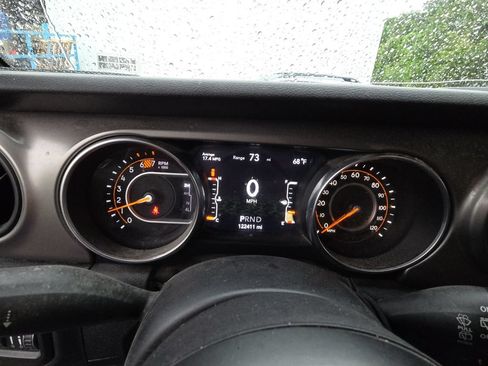 Used 2019 Jeep Wrangler Unlimited Sport S AWD/4WD image 9
