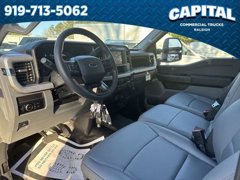 New 2026 Ford F350 XL w/ XL Chrome Package image 20