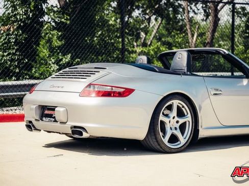 Used 2006 Porsche 911 Carrera RWD image 41