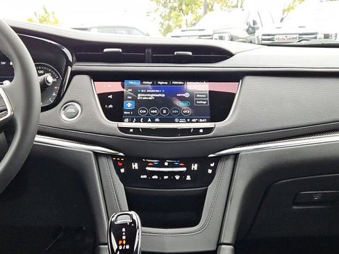 New 2025 Cadillac XT5 Sportv w/ Technology Package image 16