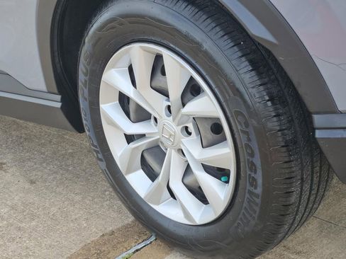 Used 2024 Honda CR-V LX image 7