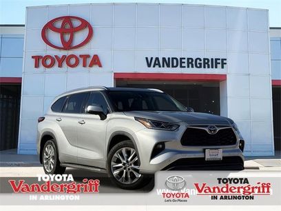 Used 2022 Toyota Highlander Limited