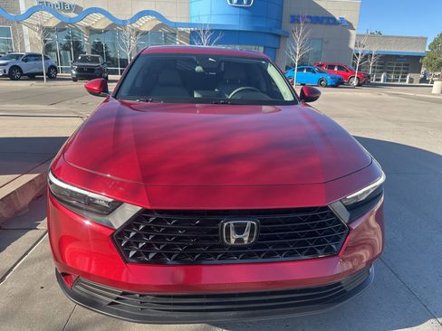 Used 2023 Honda Accord EX image 8