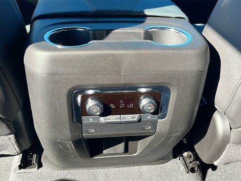 New 2026 GMC Yukon XL AT4 image 17