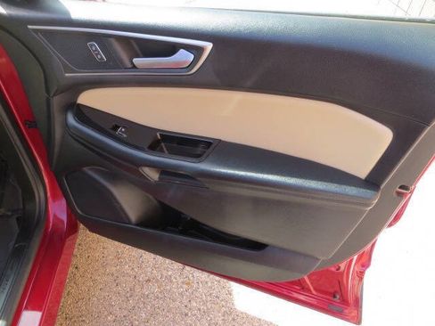 Used 2015 Ford Edge SEL w/ Canadian Comfort Package FWD image 25