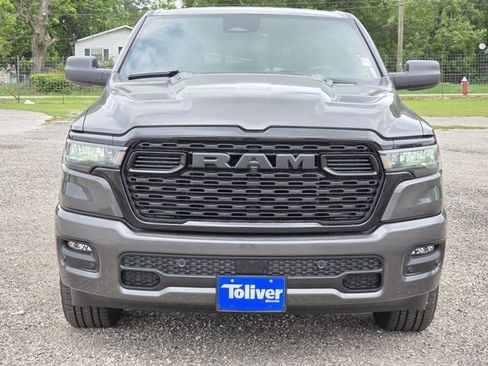 New 2026 RAM 1500 Express AWD/4WD image 3