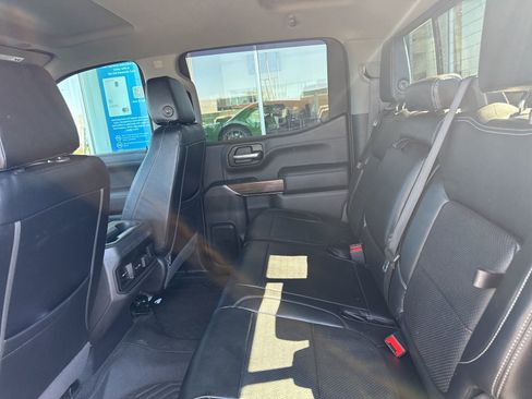 Used 2020 Chevrolet Silverado 1500 LT Trail Boss AWD/4WD image 16