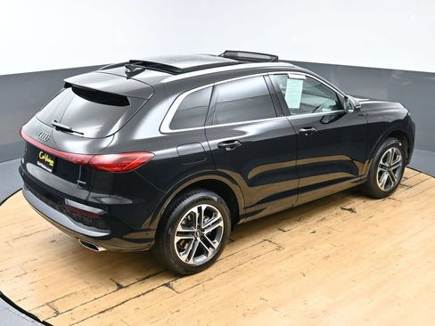 Used 2025 Audi Q5 Premium w/ Convenience Package AWD/4WD image 46