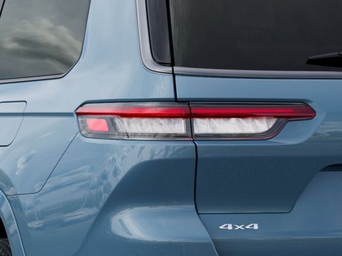 New 2026 Jeep Grand Cherokee L Limited image 9