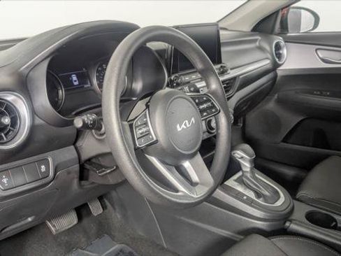 Used 2024 Kia Forte LXS FWD image 23