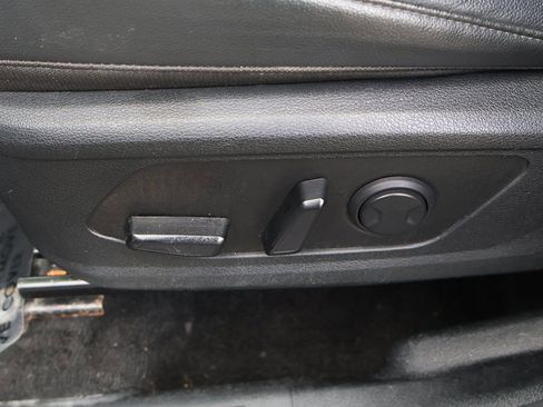 Used 2025 Kia Sportage EX image 31