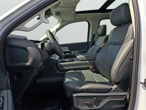 New 2026 Ford Expedition Max Active image 9