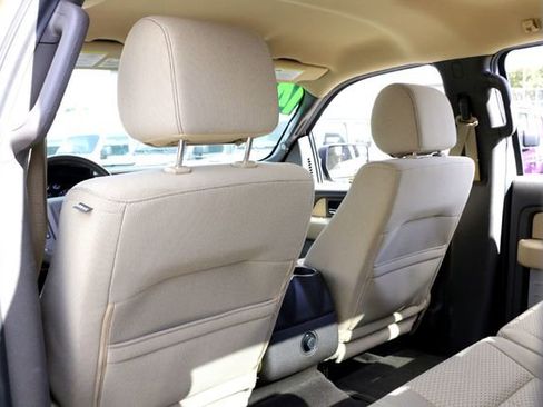 Used 2014 Ford F150 XLT w/ XLT Chrome Package image 22