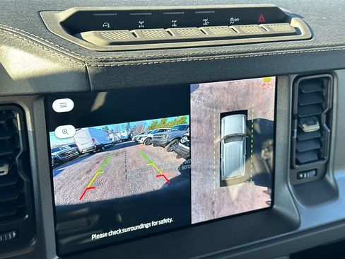 New 2025 Ford Bronco Badlands AWD/4WD image 27