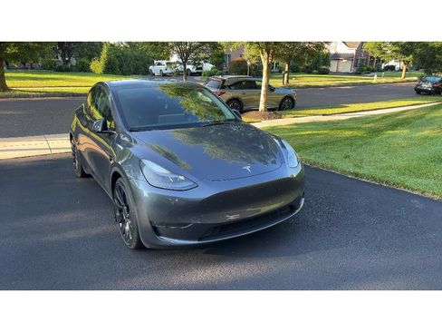 Used 2022 Tesla Model Y Performance AWD/4WD image 4