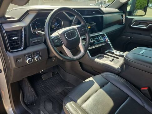 Used 2024 GMC Sierra 2500 Denali w/ Denali Reserve Package AWD/4WD image 16