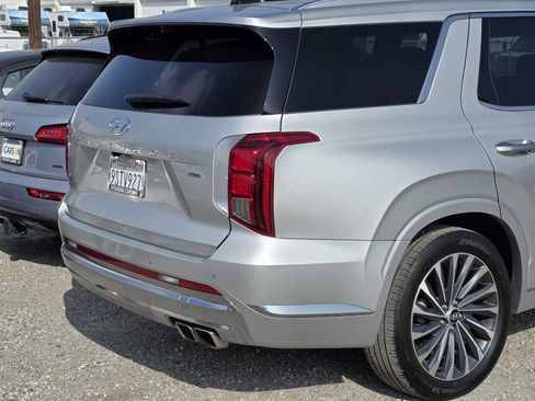 Certified 2024 Hyundai Palisade Calligraphy image 11