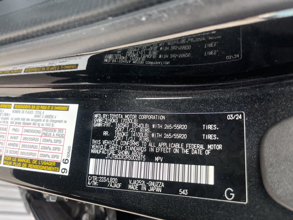 Used 2024 Lexus GX 550 w/ Accessory Package (2T) AWD/4WD image 31