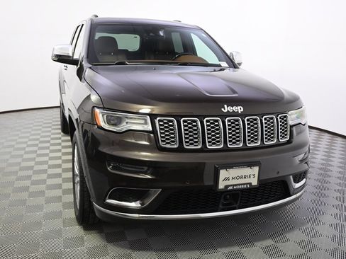 Used 2017 Jeep Grand Cherokee Summit image 9